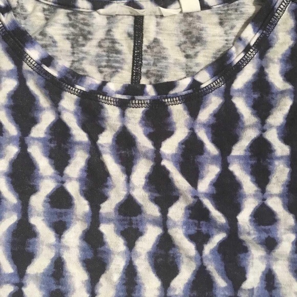 Athleta blue and white top. Size Large. - Picture 1 of 3